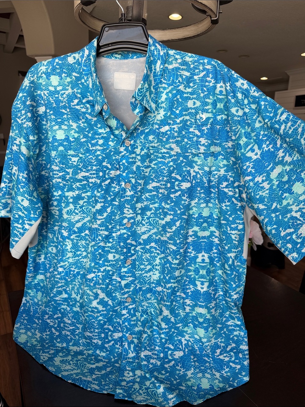 Reel legends Men's Blue Patterned Short-Sleeve Button-Up Shirt